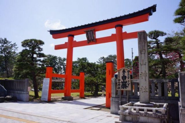 白山神社(新潟市中央区)