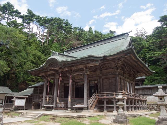 金華山黄金山神社