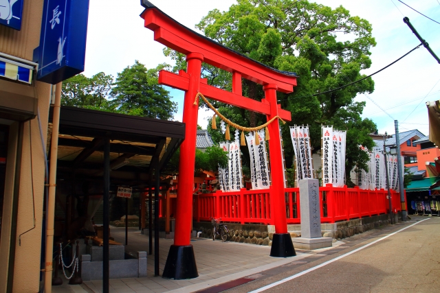 千代保稲荷神社